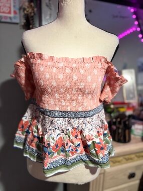 Love Tree Coral Floral Off-Shoulder Crop Top